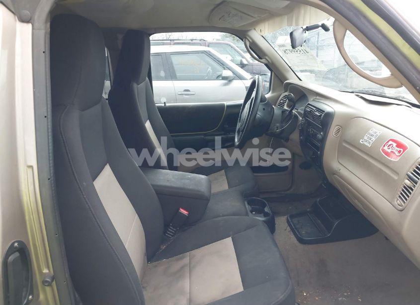 Photo 8 of 2004 Ford Ranger EDGE/TREMOR/XLT (VIN 1FTZR45E24PB38645)