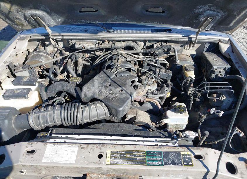 Photo 10 of 2004 Ford Ranger EDGE/TREMOR/XLT (VIN 1FTZR45E24TA03611)