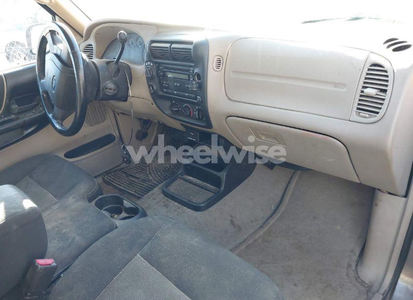 Photo 5 of 2004 Ford Ranger EDGE/TREMOR/XLT (VIN 1FTZR45E24TA03611)