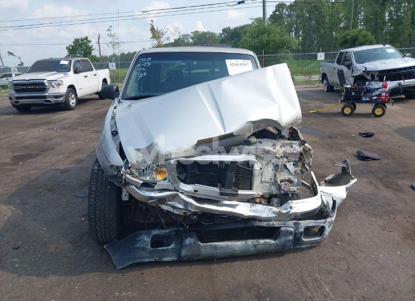 Photo 12 of 2004 Ford Ranger EDGE/TREMOR/XLT (VIN 1FTZR45E34PA59565)