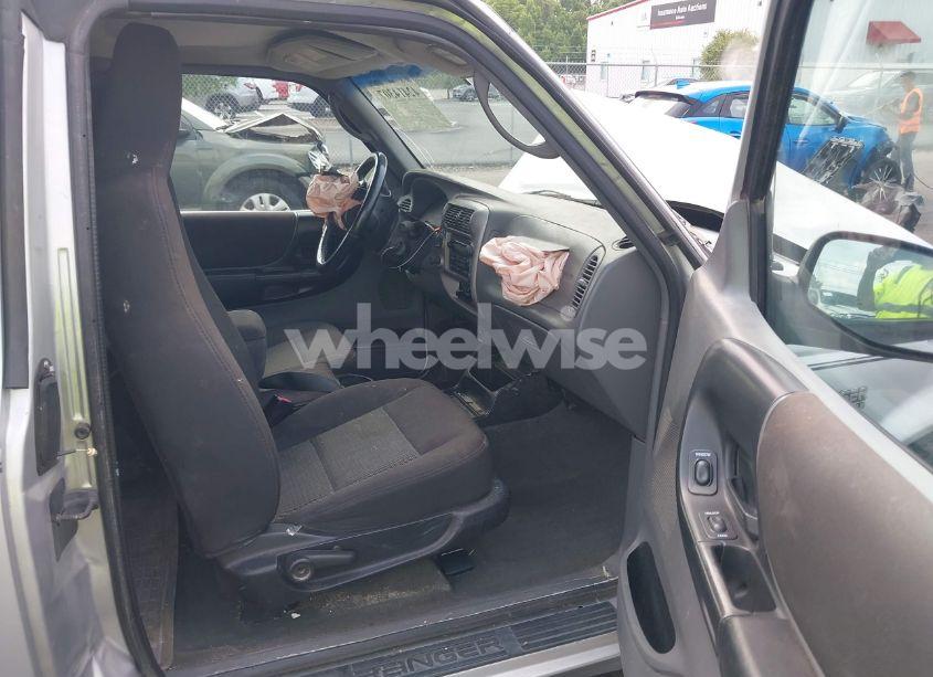 Photo 5 of 2004 Ford Ranger EDGE/TREMOR/XLT (VIN 1FTZR45E34PA59565)