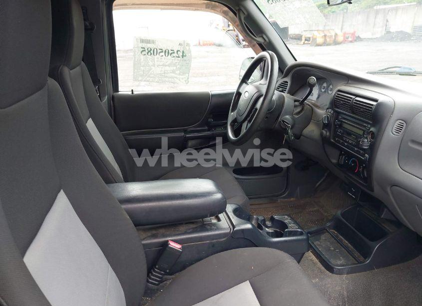 Photo 5 of 2005 Ford Ranger EDGE/FX4 LEVEL II/FX4 OFF-ROAD/XLT (VIN 1FTZR45E35PA05023)