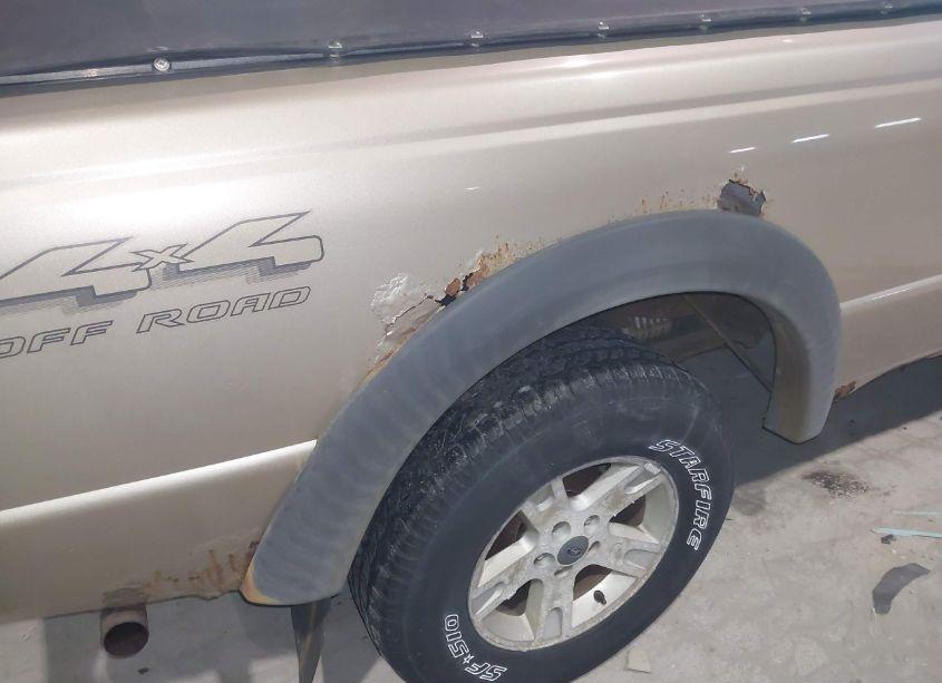 Photo 13 of 2002 Ford Ranger EDGE/XLT (VIN 1FTZR45E52TA24613)