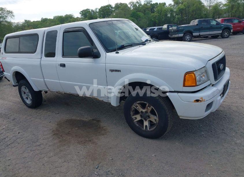 2004 Ford Ranger EDGE/TREMOR/XLT (VIN 1FTZR45E64PA52528) main photo