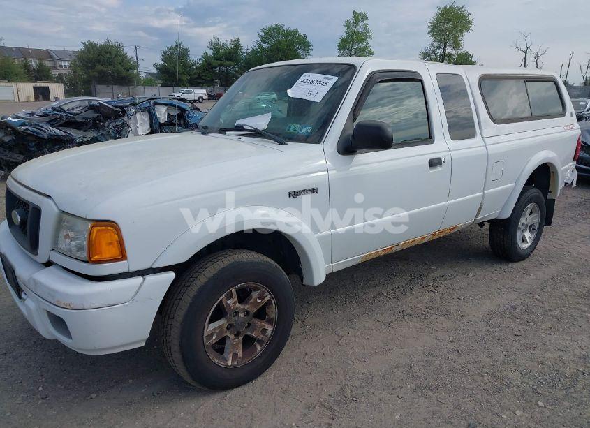 Photo 2 of 2004 Ford Ranger EDGE/TREMOR/XLT (VIN 1FTZR45E64PA52528)