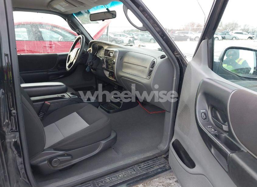 Photo 5 of 2005 Ford Ranger EDGE/FX4 LEVEL II/FX4 OFF-ROAD/XLT (VIN 1FTZR45E65PA30420)