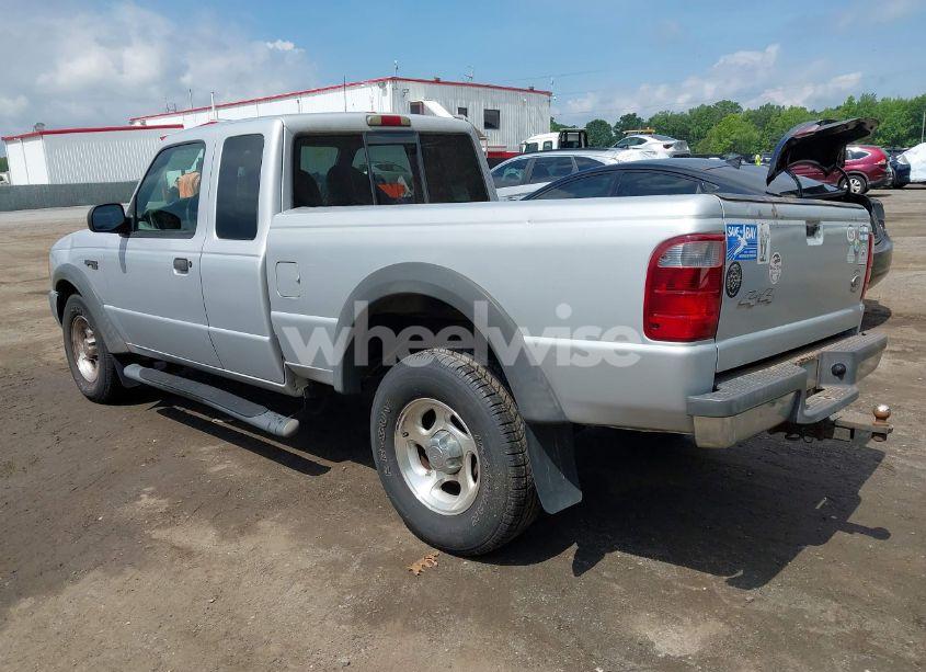 Photo 3 of 2002 Ford Ranger EDGE/XLT (VIN 1FTZR45E72TA02399)