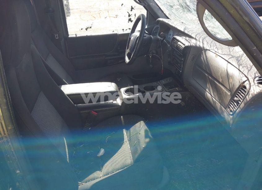 Photo 5 of 2004 Ford Ranger EDGE/TREMOR/XLT (VIN 1FTZR45E74PA16041)