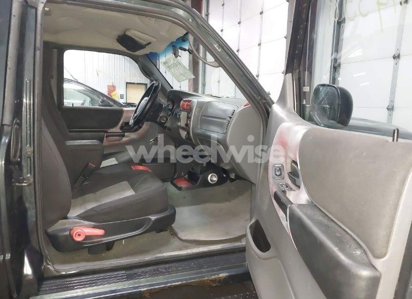 Photo 5 of 2004 Ford Ranger EDGE/TREMOR/XLT (VIN 1FTZR45E74PA91774)