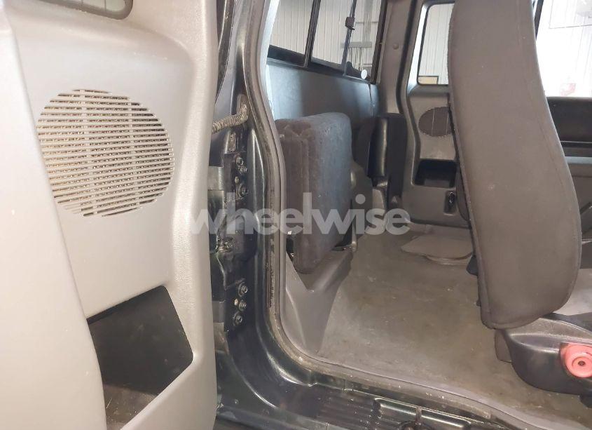 Photo 8 of 2004 Ford Ranger EDGE/TREMOR/XLT (VIN 1FTZR45E74PA91774)