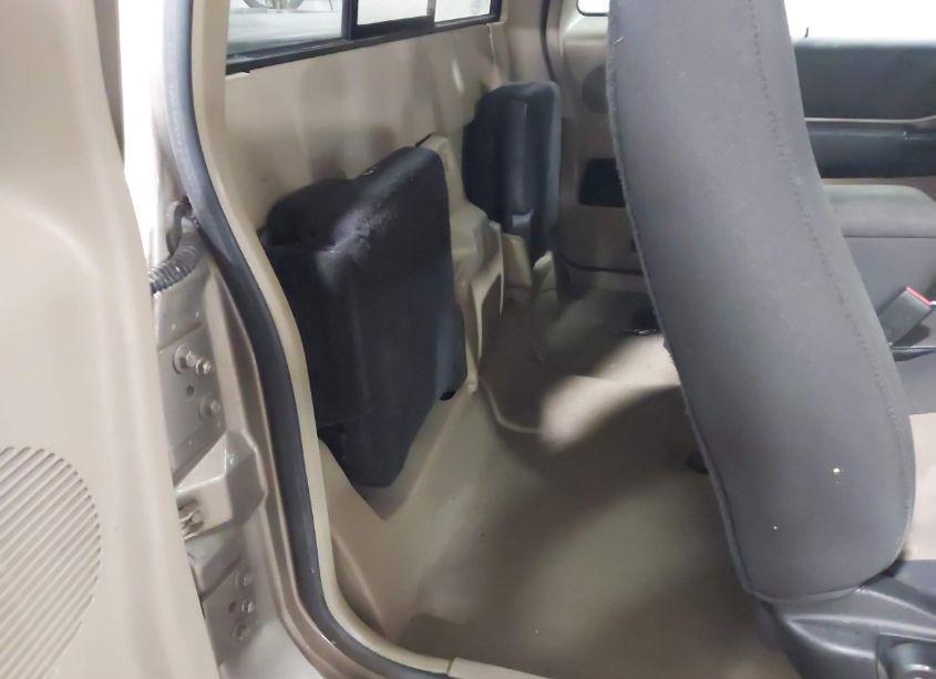 Photo 8 of 2004 Ford Ranger EDGE/TREMOR/XLT (VIN 1FTZR45E74PB47650)