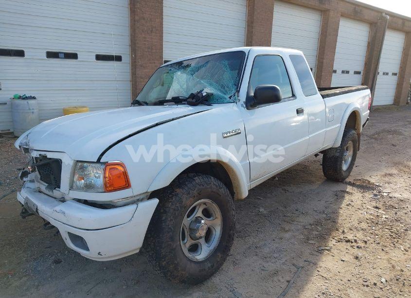 Photo 2 of 2004 Ford Ranger EDGE/TREMOR/XLT (VIN 1FTZR45E74TA06357)