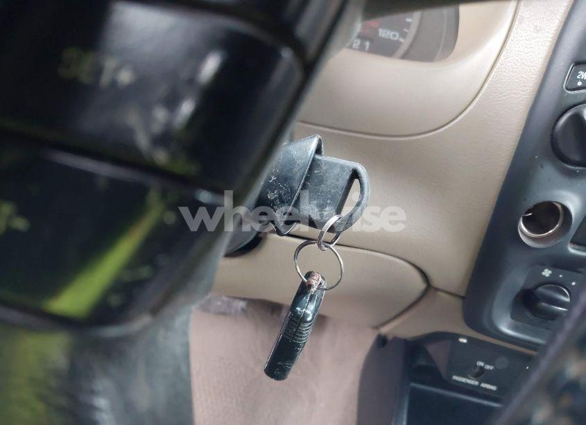 Photo 11 of 2004 Ford Ranger EDGE/TREMOR/XLT (VIN 1FTZR45E74TA08562)