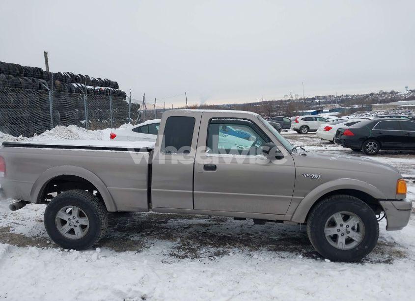 Photo 13 of 2004 Ford Ranger EDGE/TREMOR/XLT (VIN 1FTZR45E74TA08562)