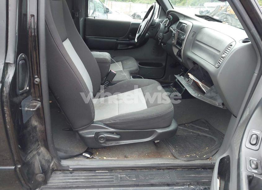 Photo 5 of 2004 Ford Ranger EDGE/TREMOR/XLT (VIN 1FTZR45E84PB52615)