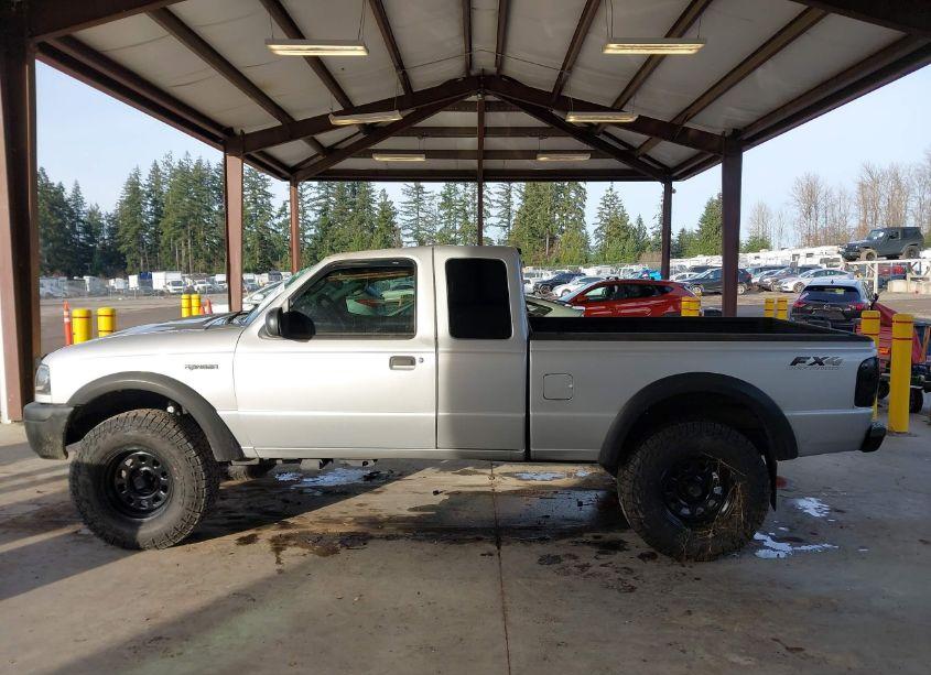 Photo 14 of 2005 Ford Ranger EDGE/FX4 LEVEL II/FX4 OFF-ROAD/XLT (VIN 1FTZR45E85PA72023)
