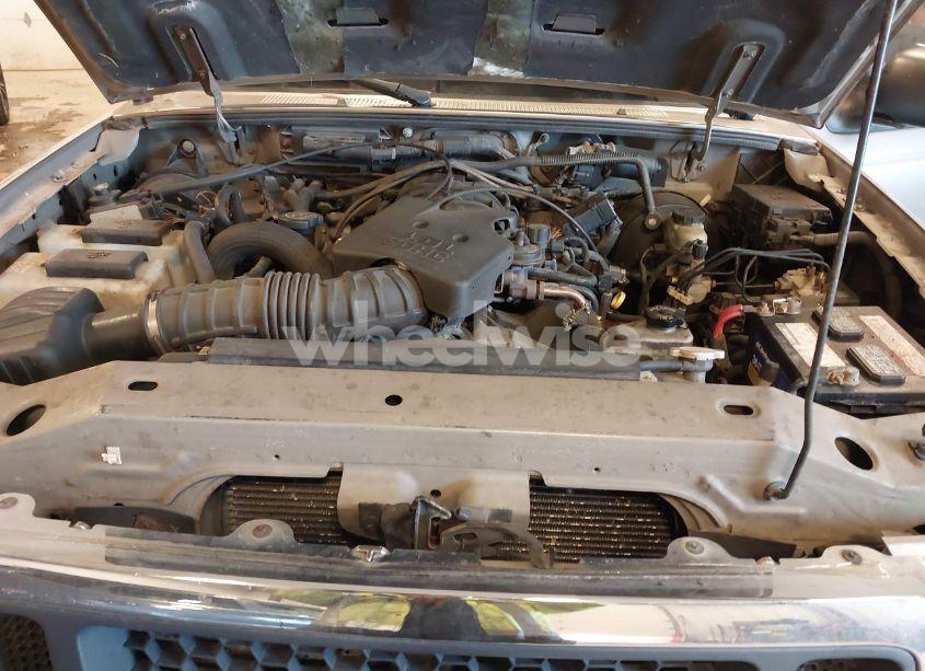 Photo 10 of 2004 Ford Ranger EDGE/TREMOR/XLT (VIN 1FTZR45E94PA10404)