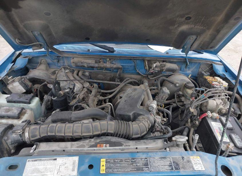 Photo 10 of 2002 Ford Ranger EDGE/XLT (VIN 1FTZR45U02PA13325)