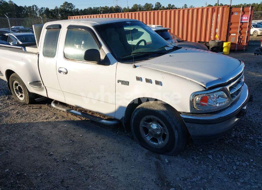 1998 Ford F-150 XL/XLT (VIN 1FTZX0724WKA18430) main photo