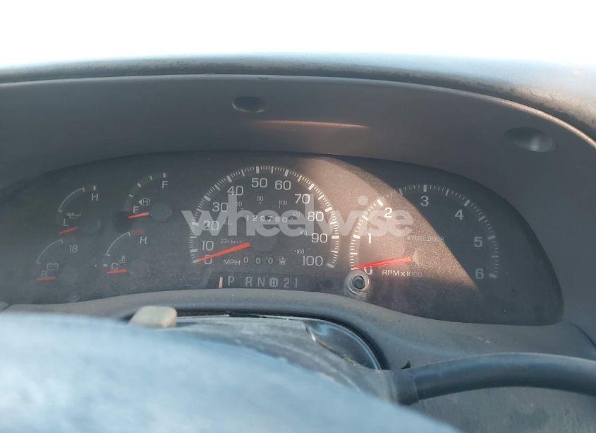 Photo 7 of 1998 Ford F-150 XL/XLT (VIN 1FTZX0724WKA18430)