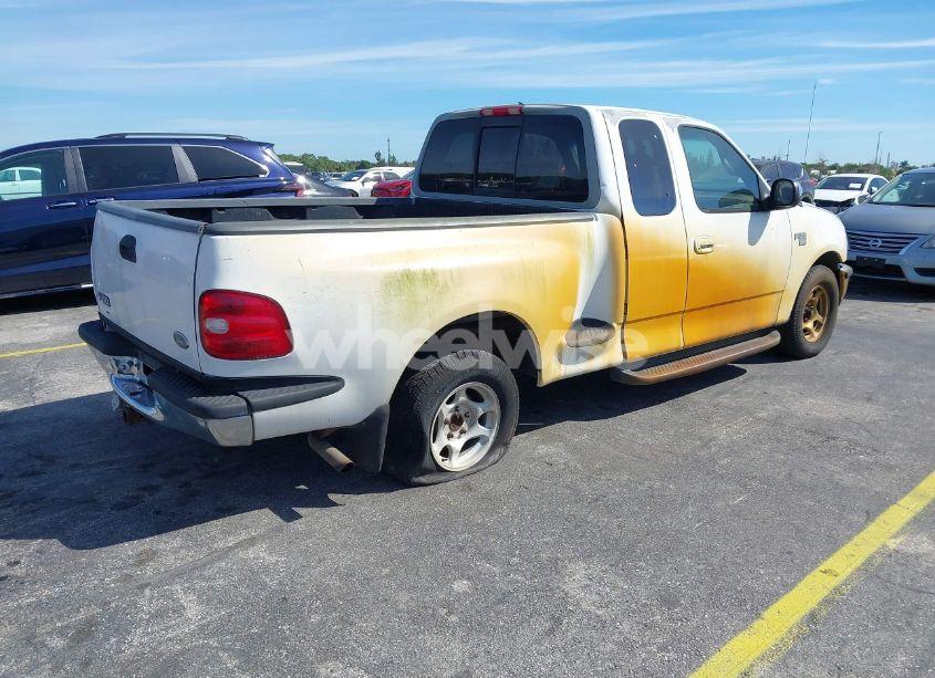 Photo 4 of 1998 Ford F-150 LARIAT/XL/XLT (VIN 1FTZX0760WKA46762)