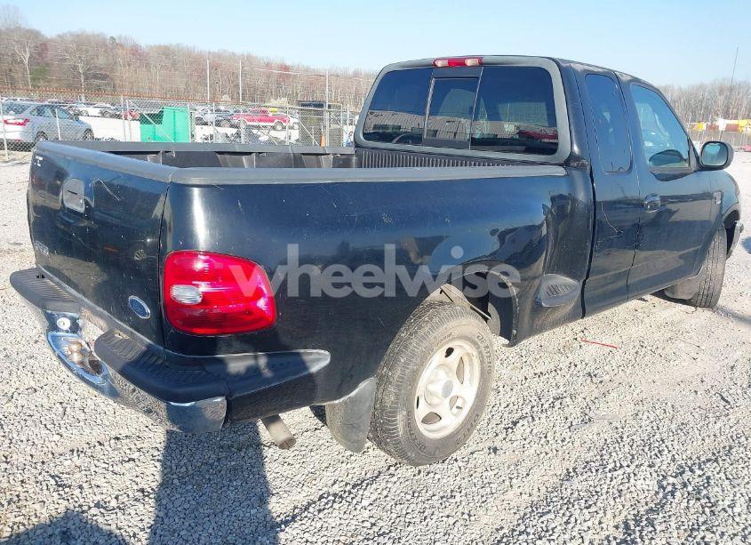 Photo 4 of 1998 Ford F-150 LARIAT/XL/XLT (VIN 1FTZX0760WKC08650)