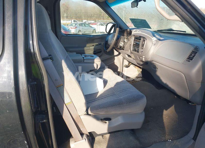 Photo 5 of 1998 Ford F-150 LARIAT/XL/XLT (VIN 1FTZX0760WKC08650)