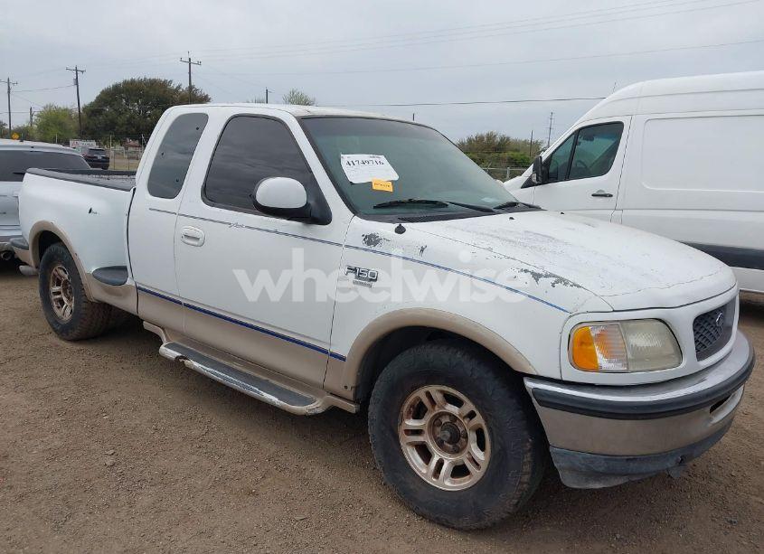 1998 Ford F-150 LARIAT/XL/XLT (VIN 1FTZX0766WKA26113) main photo