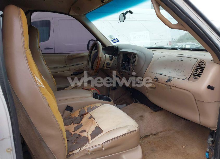 Photo 5 of 1998 Ford F-150 LARIAT/XL/XLT (VIN 1FTZX0766WKA26113)