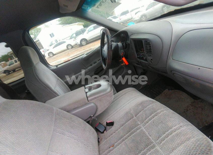 Photo 5 of 1998 Ford F-150 LARIAT/XL/XLT (VIN 1FTZX0767WKA59489)