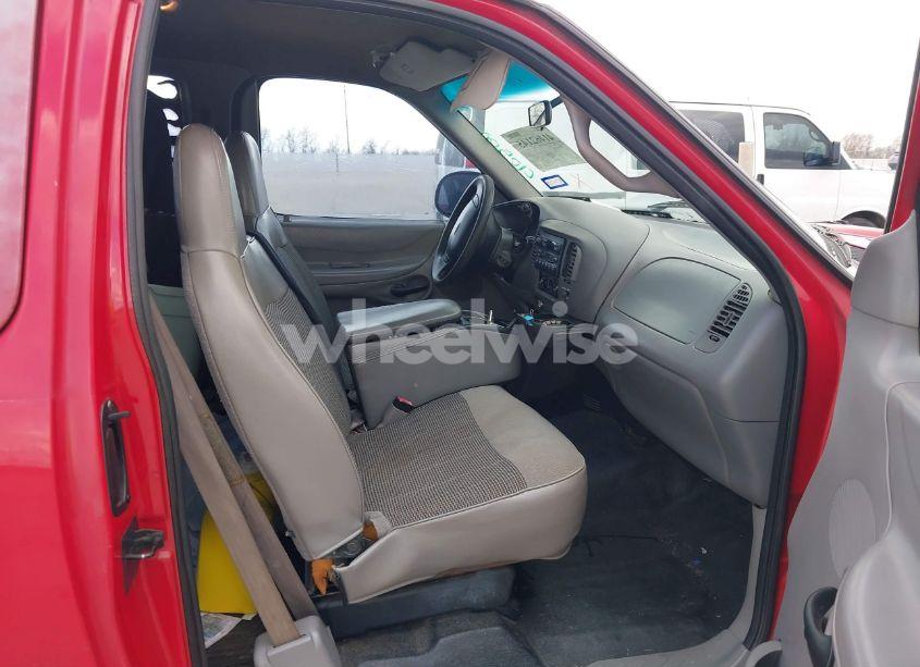 Photo 5 of 1998 Ford F-150 STANDARD/XL/XLT (VIN 1FTZX1720WNC10500)