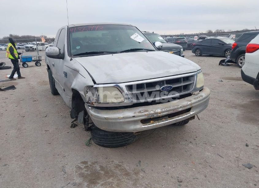 2000 Ford F-150 WORK SERIES/XL/XLT (VIN 1FTZX1720YNB21190) main photo