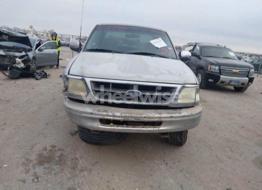 Photo 12 of 2000 Ford F-150 WORK SERIES/XL/XLT (VIN 1FTZX1720YNB21190)