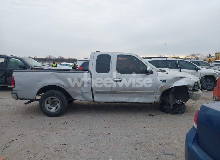 Photo 13 of 2000 Ford F-150 WORK SERIES/XL/XLT (VIN 1FTZX1720YNB21190)