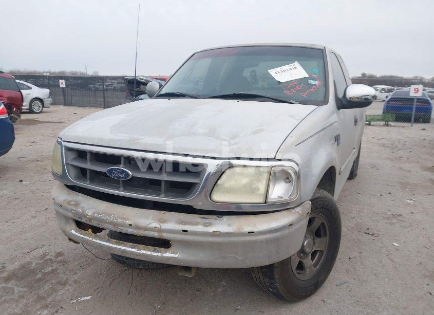 Photo 2 of 2000 Ford F-150 WORK SERIES/XL/XLT (VIN 1FTZX1720YNB21190)