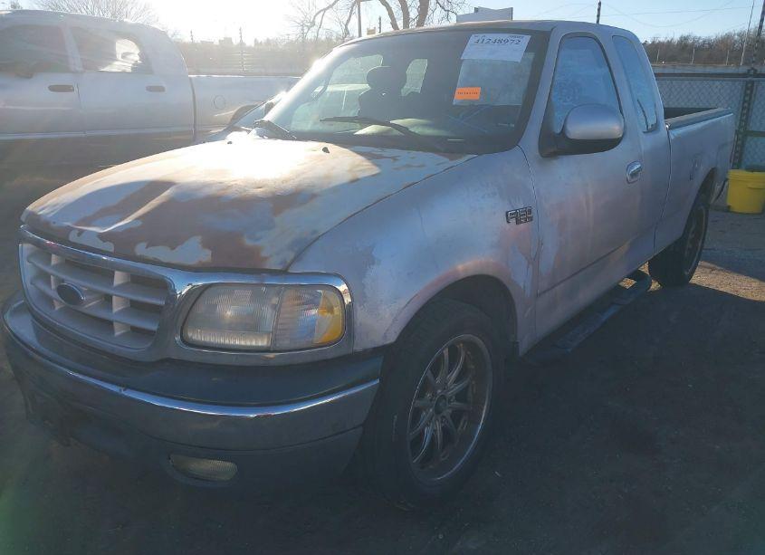 Photo 2 of 2001 Ford F-150 XL/XLT (VIN 1FTZX17211NB42927)