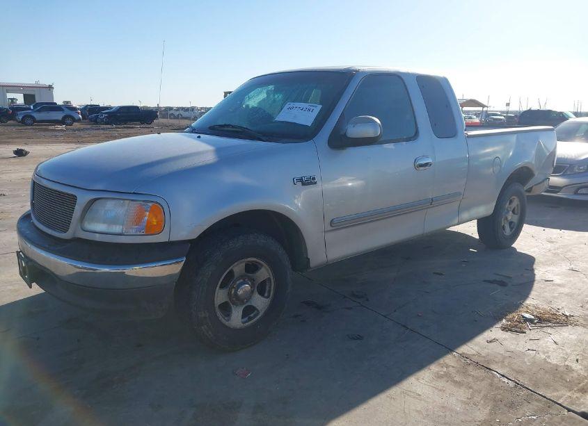 Photo 2 of 2000 Ford F-150 WORK SERIES/XL/XLT (VIN 1FTZX1721YKB12743)