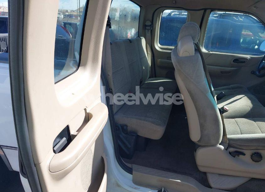 Photo 8 of 2001 Ford F-150 XL/XLT (VIN 1FTZX17221KA50260)