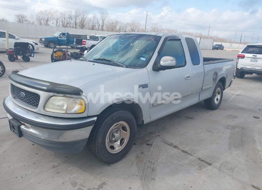 Photo 2 of 1998 Ford F-150 STANDARD/XL/XLT (VIN 1FTZX1722WKB93524)