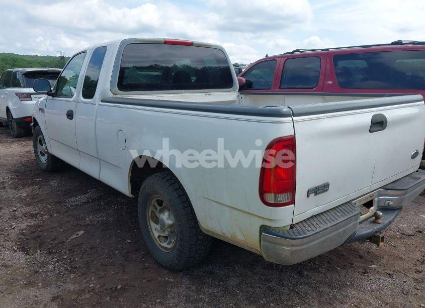 Photo 3 of 1998 Ford F-150 STANDARD/XL/XLT (VIN 1FTZX1722WNB27845)