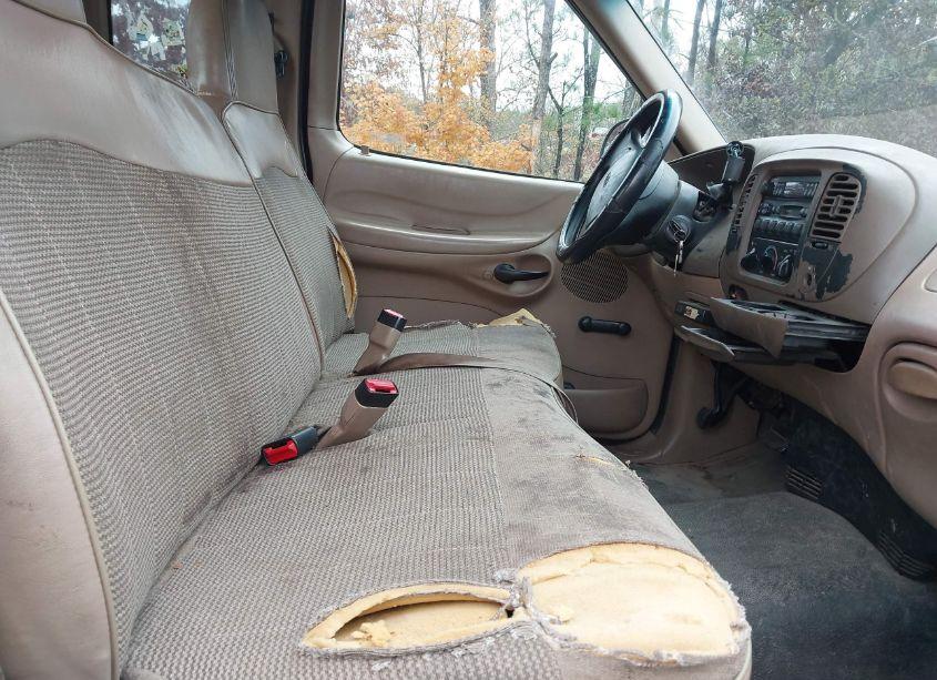 Photo 5 of 1998 Ford F-150 STANDARD/XL/XLT (VIN 1FTZX1723WNA45901)