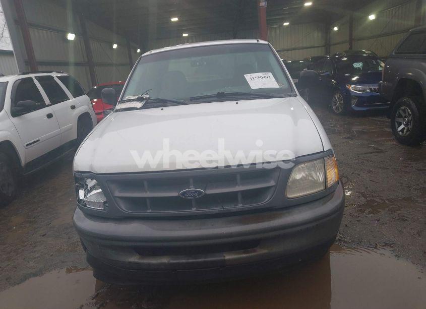Photo 11 of 1998 Ford F-150 STANDARD/XL/XLT (VIN 1FTZX1723WNA81460)
