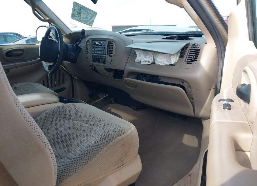 Photo 5 of 2000 Ford F-150 WORK SERIES/XL/XLT (VIN 1FTZX1723YNB56340)