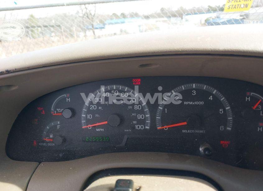 Photo 7 of 2001 Ford F-150 XL/XLT (VIN 1FTZX17241NB63934)