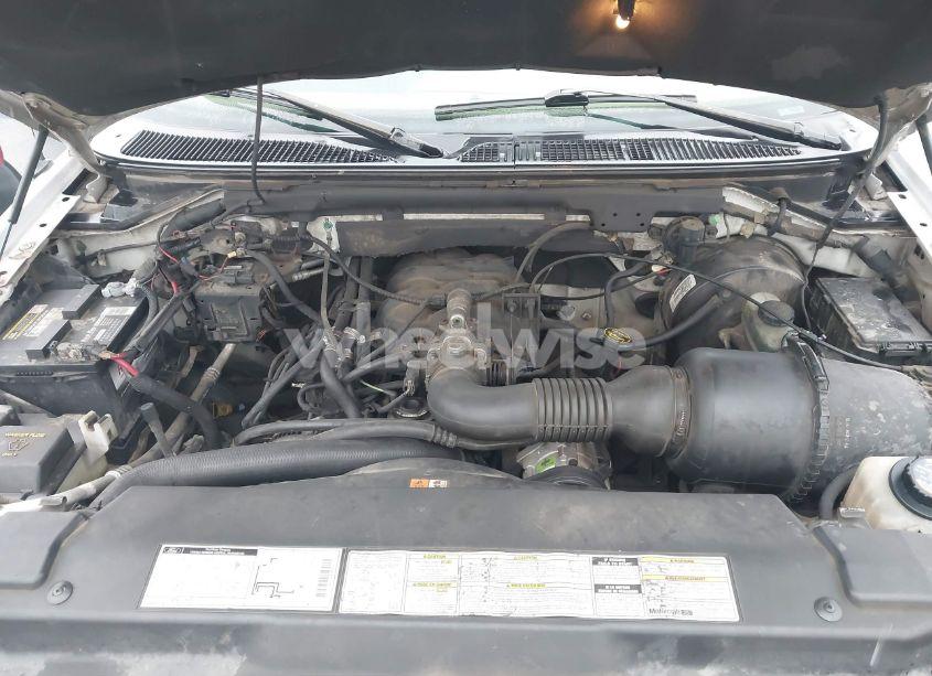 Photo 10 of 2001 Ford F-150 XL/XLT (VIN 1FTZX17251NA80805)