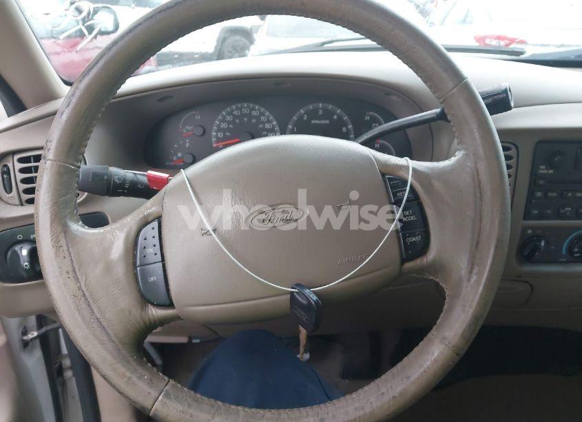 Photo 11 of 2001 Ford F-150 XL/XLT (VIN 1FTZX17251NA80805)