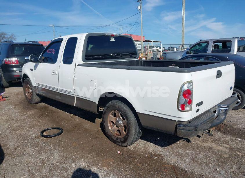 Photo 3 of 2001 Ford F-150 XL/XLT (VIN 1FTZX17251NA80805)