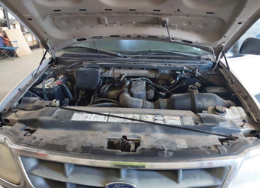 Photo 10 of 1998 Ford F-150 STANDARD/XL/XLT (VIN 1FTZX1725WKB98362)