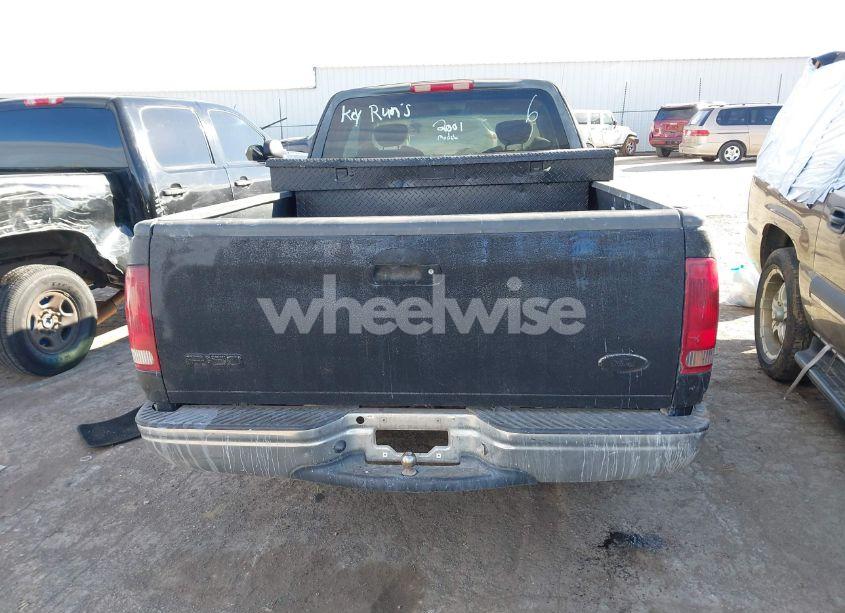 Photo 16 of 2001 Ford F-150 XL/XLT (VIN 1FTZX17261KB87816)