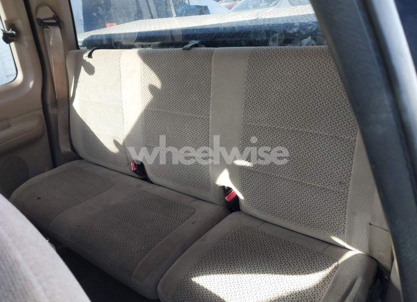 Photo 8 of 2001 Ford F-150 XL/XLT (VIN 1FTZX17261KB87816)